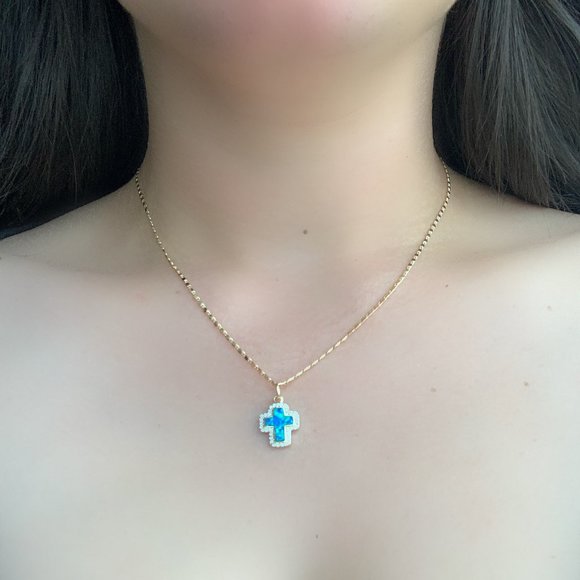 Gold Layered Pendant Necklace, Cross Design - Picture 1 of 2